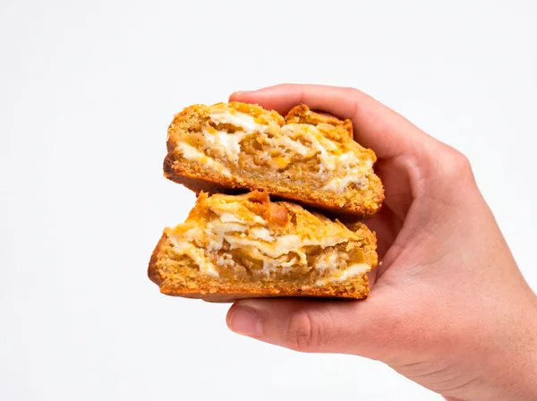 Cookie Limone partido ao meio, com raspas de limão siciliano e chocolate branco