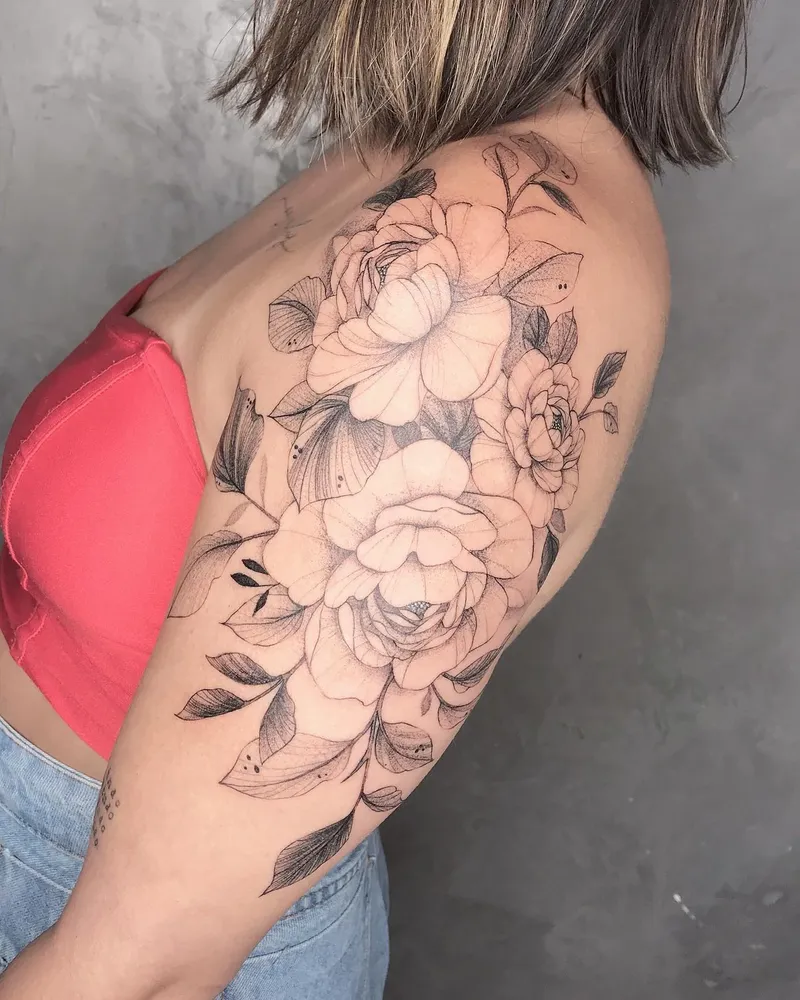 Tattoo fine line