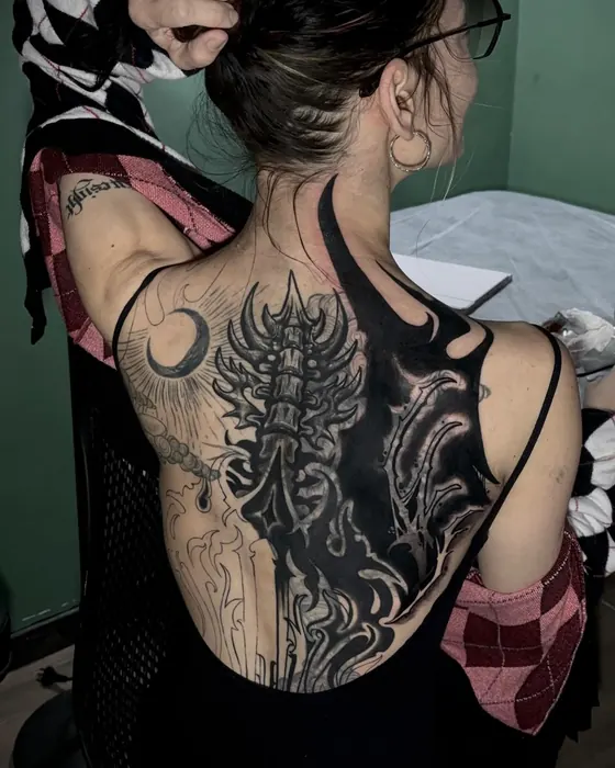 Tatuagem de Erick Ratox: Freehand, Costas