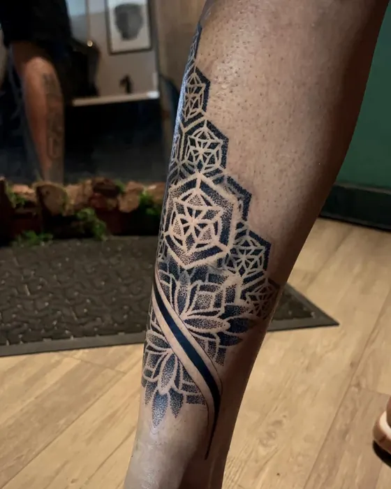 Tatuagem de Erick Ratox: Geométrico, Antebraço
