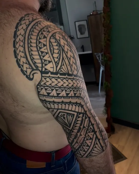 Tatuagem de Erick Ratox: Tribal, Braço