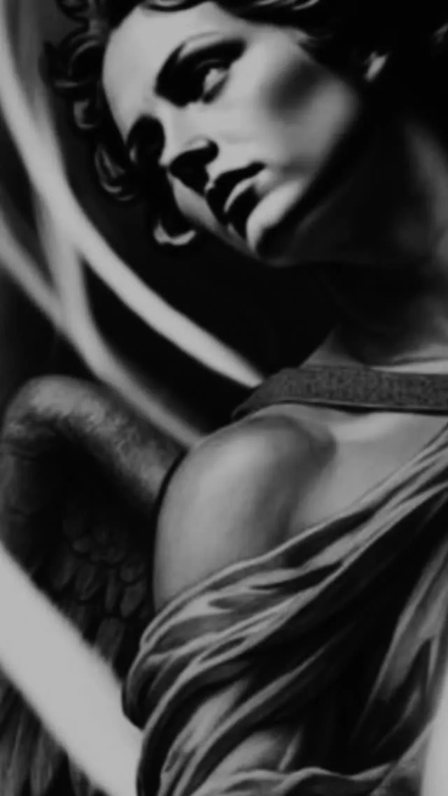 Desenho disponível de anjo em preto e cinza para fechamento de braço