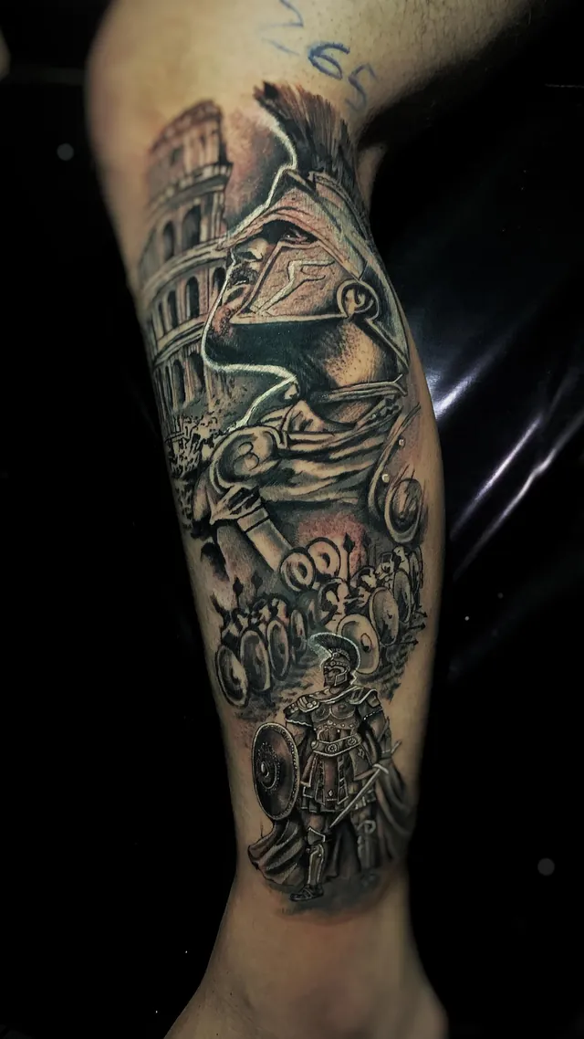 Tatuagem de perna feita para a Coliseu Expo Tattoo
