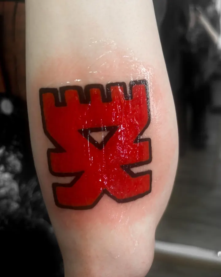 Hexatombe em vermelho