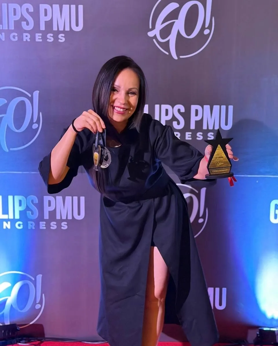 Rymma Olefirenko premiada no congresso Lips PMU