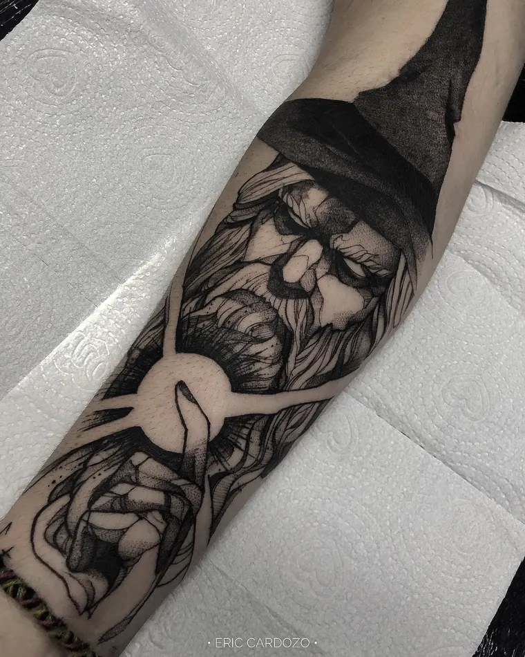 Andarilho e a lua, tatuagem sketch por Eric Cardozo